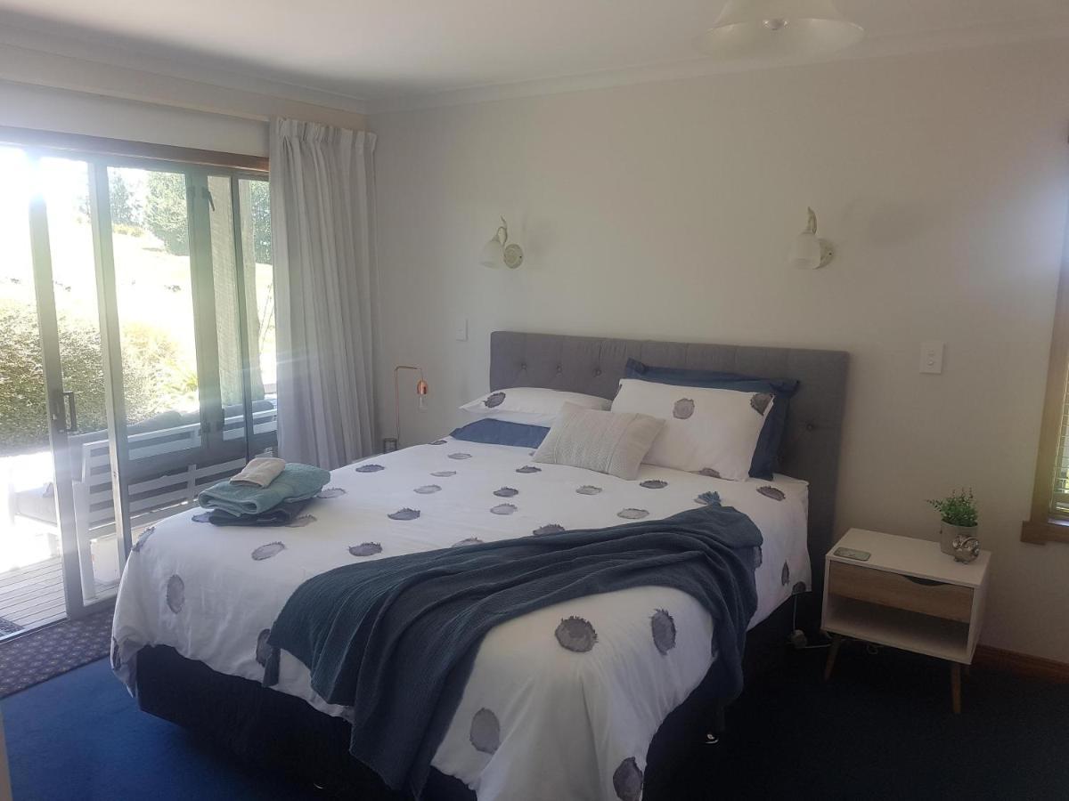Above The River Karapiro Bed & Breakfast Exteriér fotografie