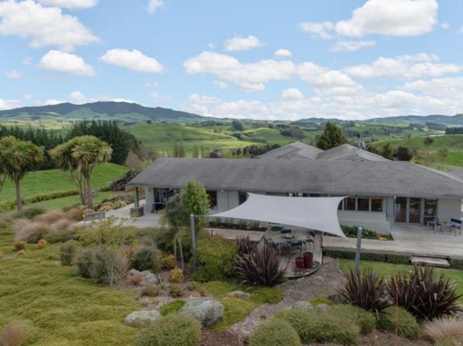 Above The River Karapiro Bed & Breakfast Exteriér fotografie